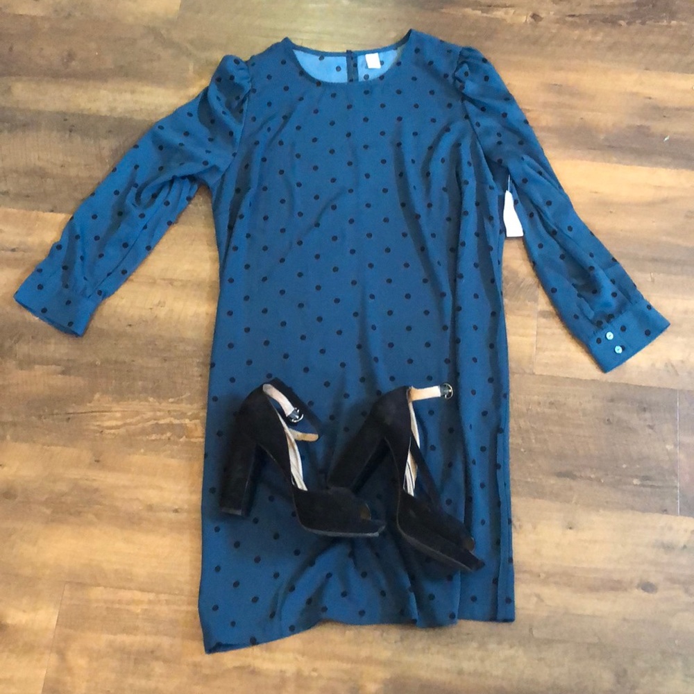Polka dot dress never worn!